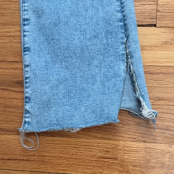 American Eagle High Rise Skinny Kick Distressed Jeans - Picture 4 of 5